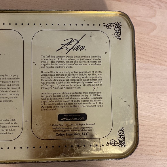 John Deere Golf Balls, Tees, Divot Tool & Collector Tin Set - Picture 8 of 11